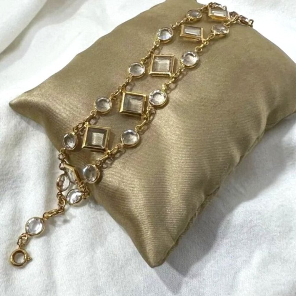 VINTAGE SWAROVSKI Bezel Charm Bracelet Amazingly Beautiful & A Statement Piece